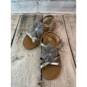 FLOWERS BY NINA Girl’s Annabel Strappy Applique Sandals / Size: 11
